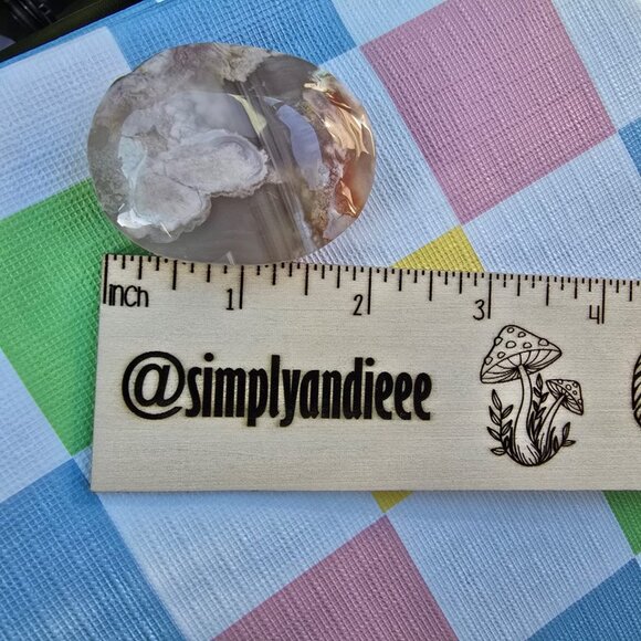 Flower Agate Crystal Palm Stone [G] - Picture 3 of 3